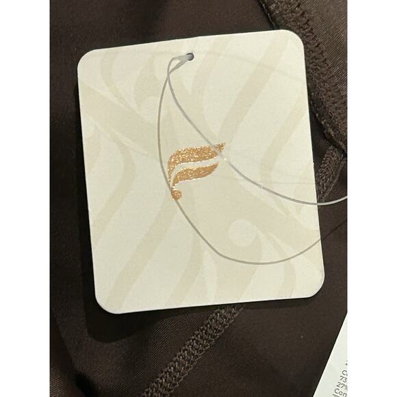 NWT Fabletics Anywhere Motion 360 High Waisted Legging in Cacao Shine size L - Picture 5 of 8